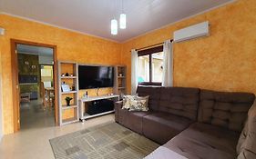 Casa confortável e equipada próxima ao centro de Canela